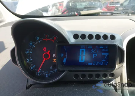 2013 Chevrolet Sonic Lt Auto z USA, uszkodzony, nr VIN 1G1JC5SH2D4241528